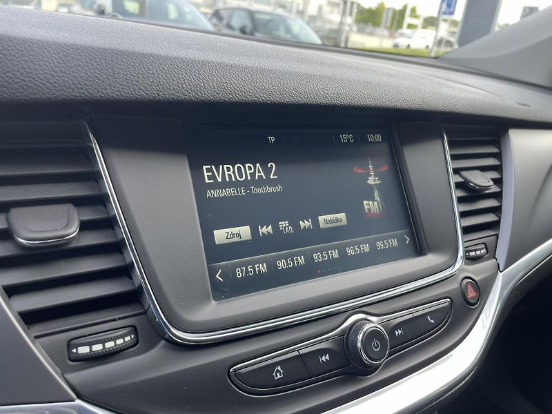 Opel Astra ENJOY 1.4 TURBO 92 kW - fotka 15 z 23