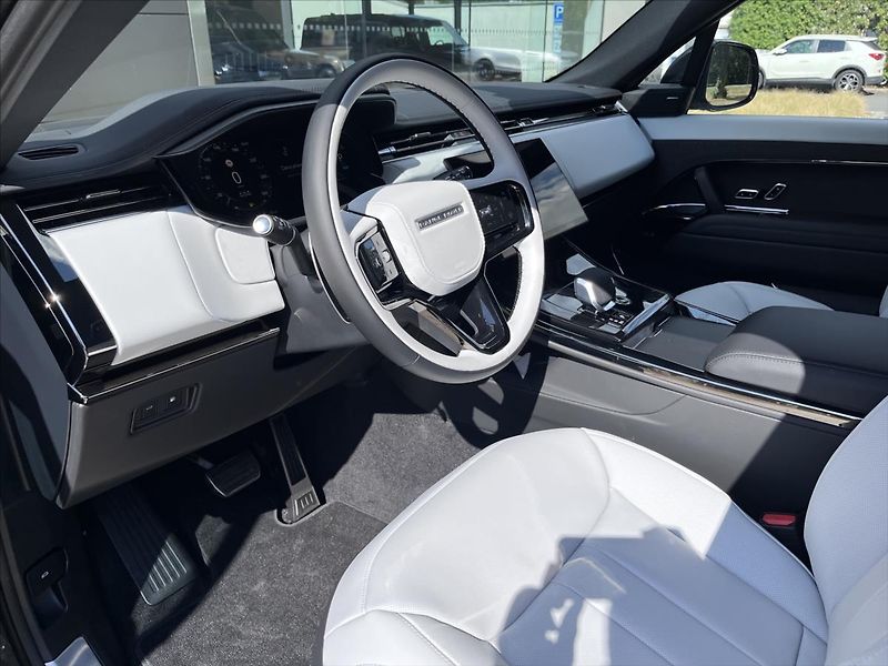 Land Rover Range Rover Sport (2026) 3,0 Dynamic SE P460e PHEV AWD - fotka 8 z 21