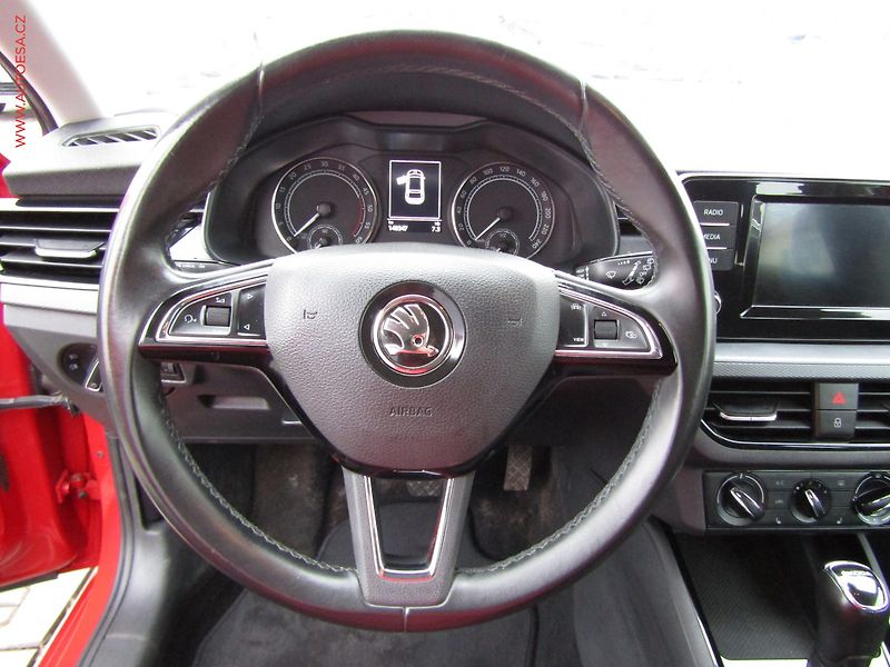 Škoda Scala (2020) 1.6 TDi, Ambition, DSG - fotka 17 z 18