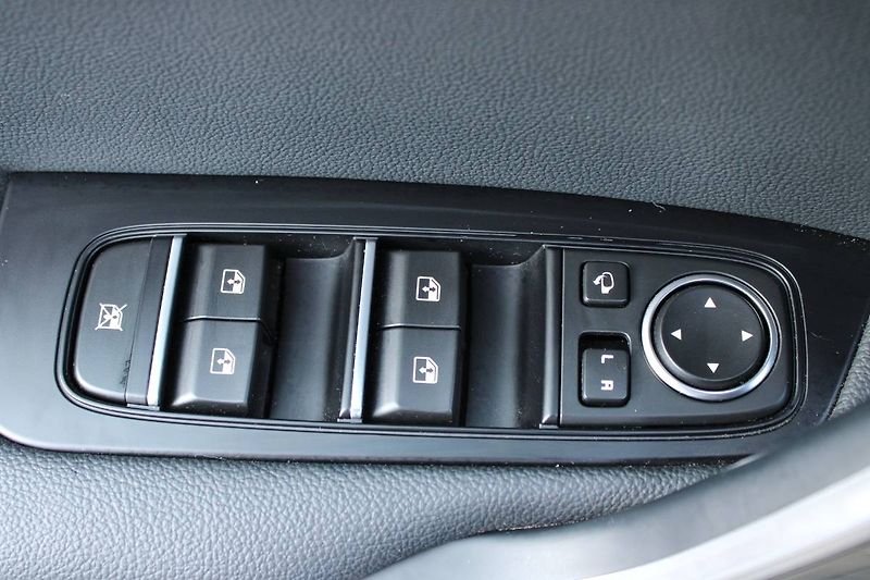 Kia XCeed (2023) 1.5 T-GDI 117kW manuál - fotka 28 z 32