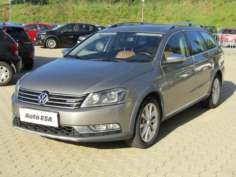 Volkswagen Passat (2013) 2.0 TDi 4x4, ČR, Alltrack - fotka 3 z 16