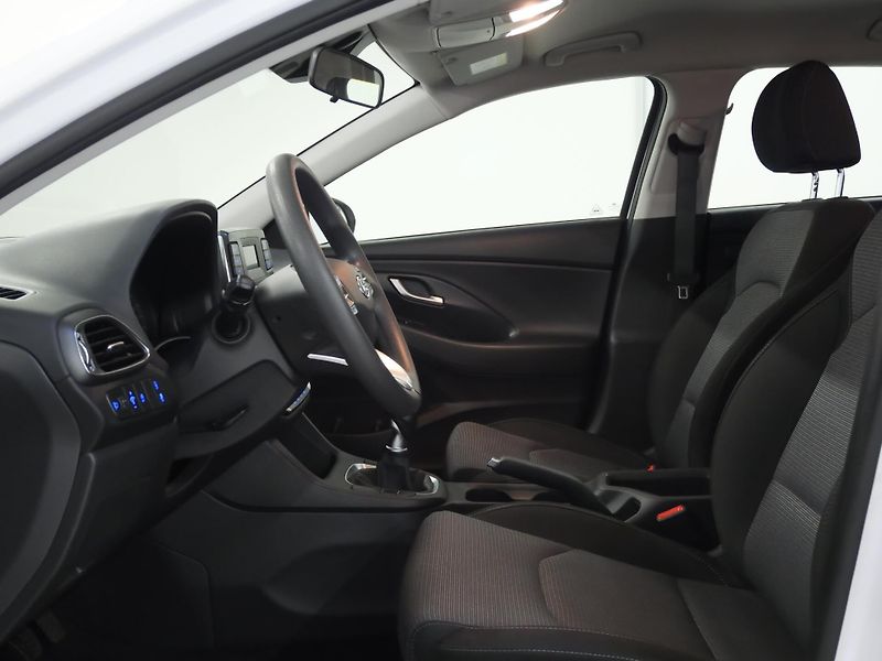 Hyundai i30 - fotka 11 z 26