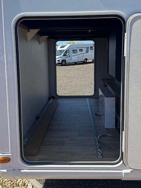 Pilote (2026) G690GJ Expression - fotka 29 z 34