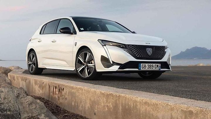 Peugeot 308 je pohledný rodinný vůz se širokou nabídkou motorizací