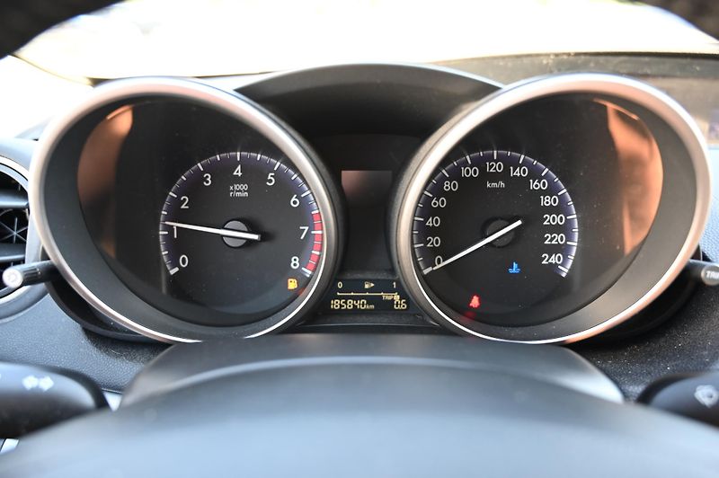 Mazda 3 2.0 110KW Sports-Line 7/2012 - fotka 12 z 30