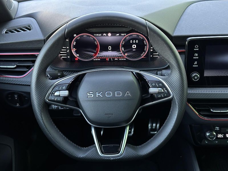 Škoda Kamiq 1.0TSi Monte Carlo 116PS Matri - fotka 22 z 46