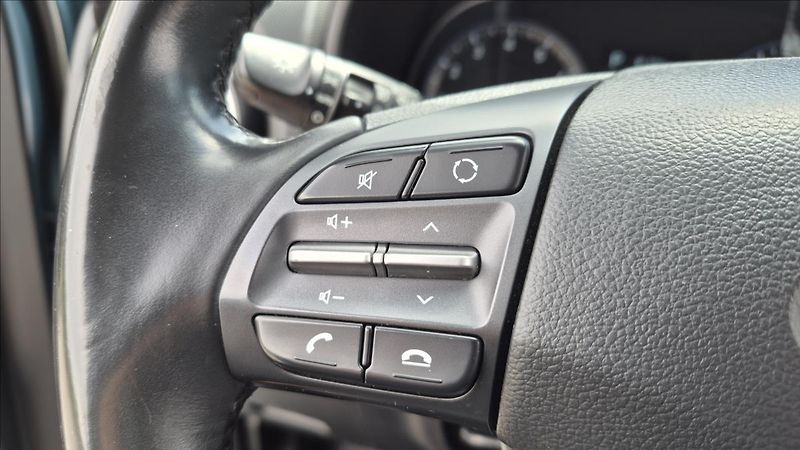 Hyundai Kona 1,6 T-GDI Style 4x4 DCT DPH CZ - fotka 13 z 21