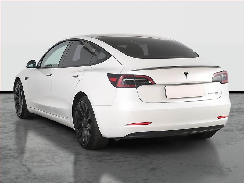 Tesla Model 3 (2021) Performance 78kWh, SoH 85% - fotka 4 z 27