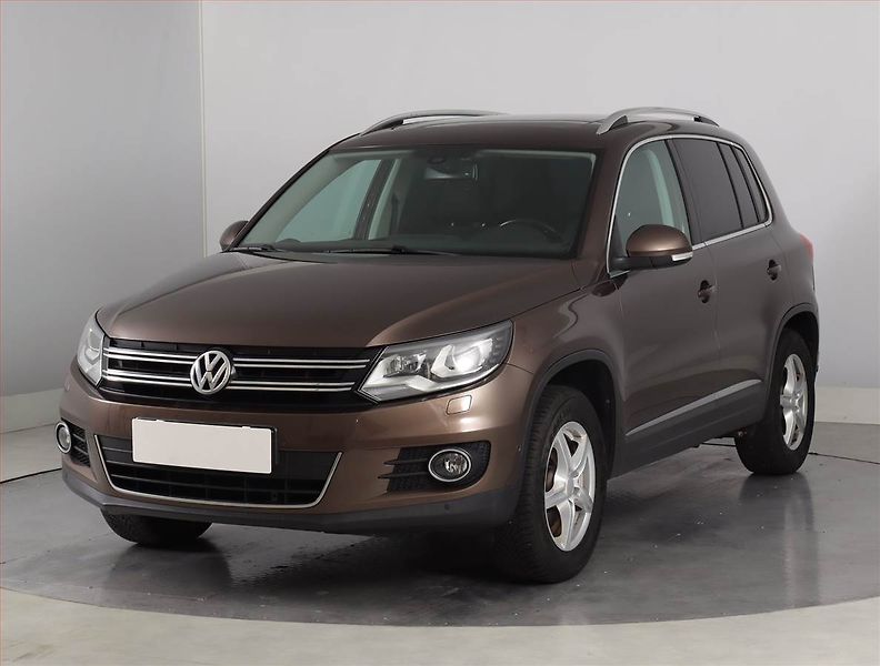 Volkswagen Tiguan (2012) Sport 2.0 TDI, 4X4, Automat - fotka 2 z 24