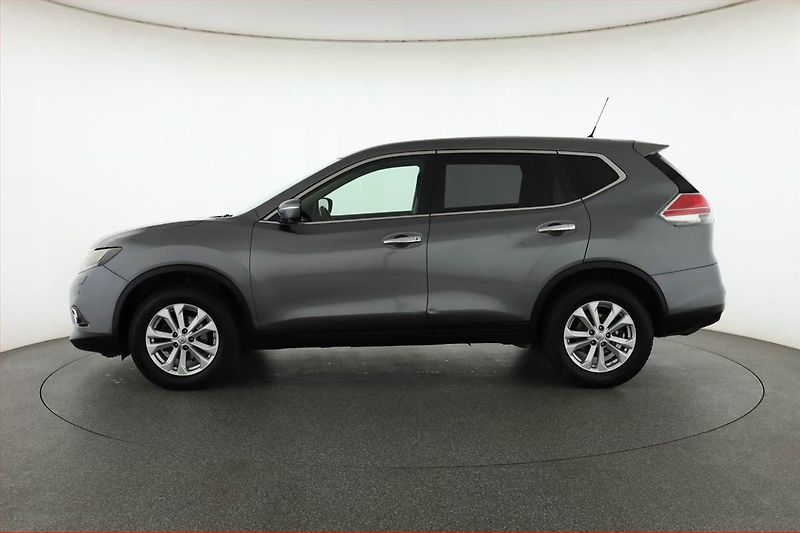 Nissan X-Trail (2015) 1.6 dCi, 4X4, Serv.kniha - fotka 3 z 20