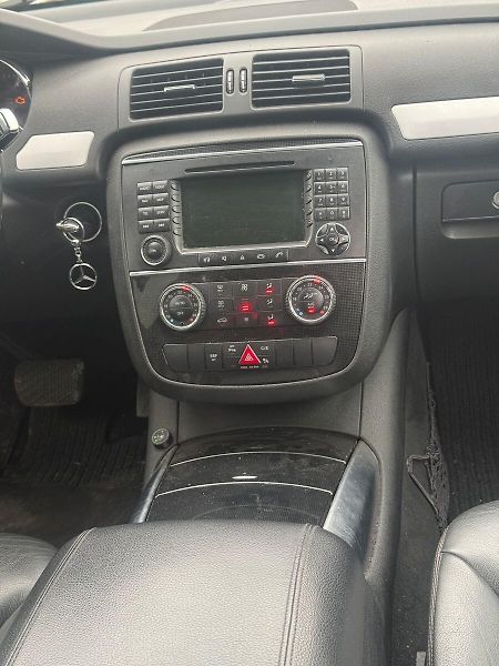 Mercedes-Benz Třídy R 3,0 LPG LONG - fotka 15 z 16