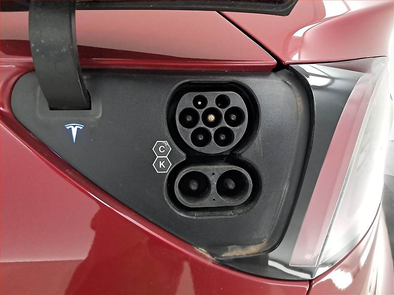 Tesla Model 3 (2022) Standard Range LFP, SoH 94% - fotka 16 z 22
