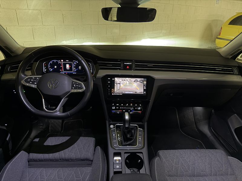 Volkswagen Passat Variant (2022) VW Passat B8 2.0 TDI DPH - fotka 7 z 15