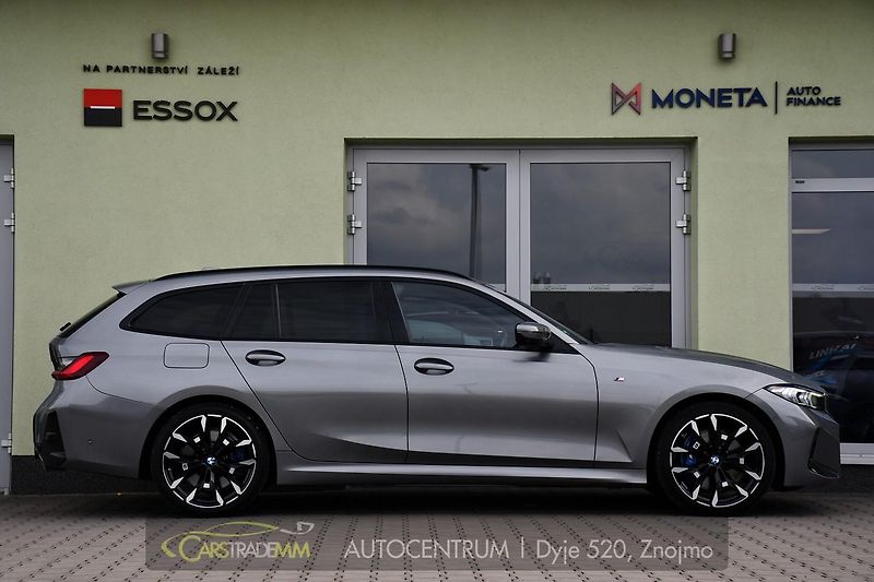 BMW Řada 3 320D xDrive M-SPORT ČR 1.M - fotka 6 z 60