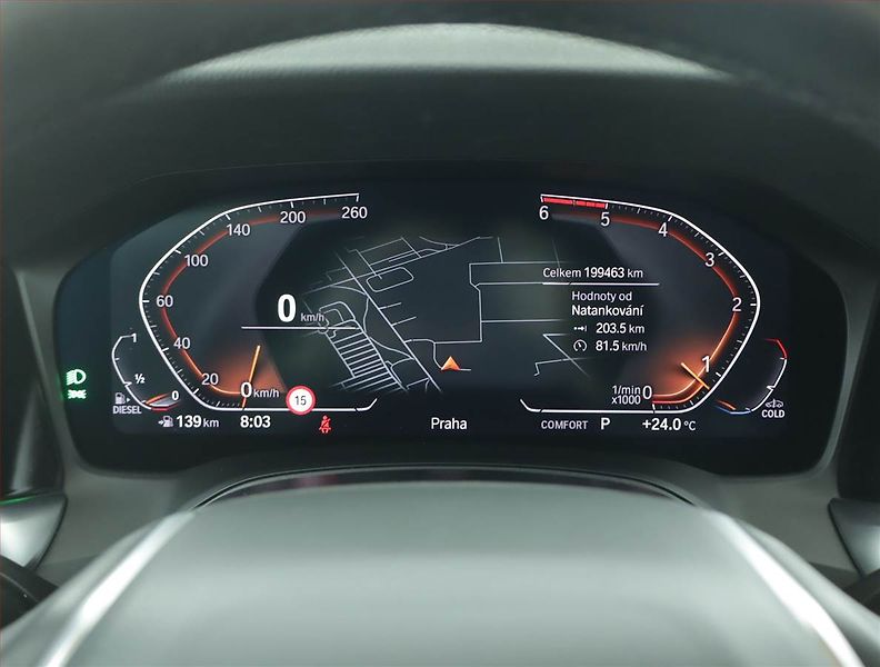 BMW Řada 3 (2022) Sport Line 318 d, Automat - fotka 11 z 16