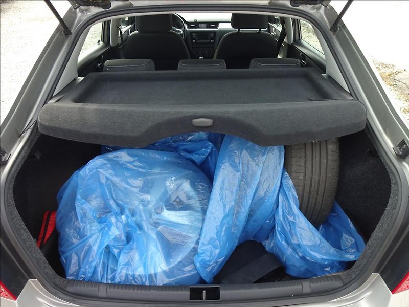 Škoda Rapid 1.2TSI 66kW - fotka 25 z 46