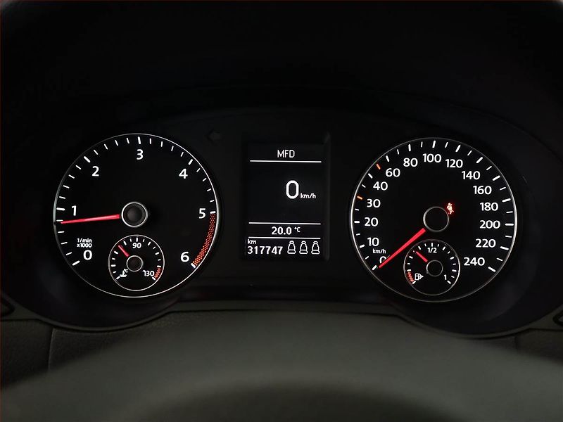 Volkswagen Sharan (2012) Highline 2.0 TDI, Tempomat - fotka 9 z 17