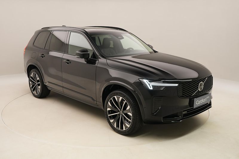 Volvo XC90 (2026) T8 AWD Plug-in DARK ULTRA - fotka 16 z 76