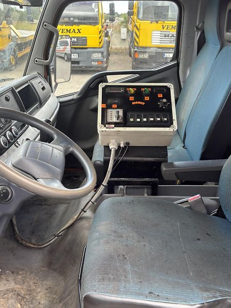 FUSO CANTER 7C15 EEV bitumenový  - fotka 20 z 23