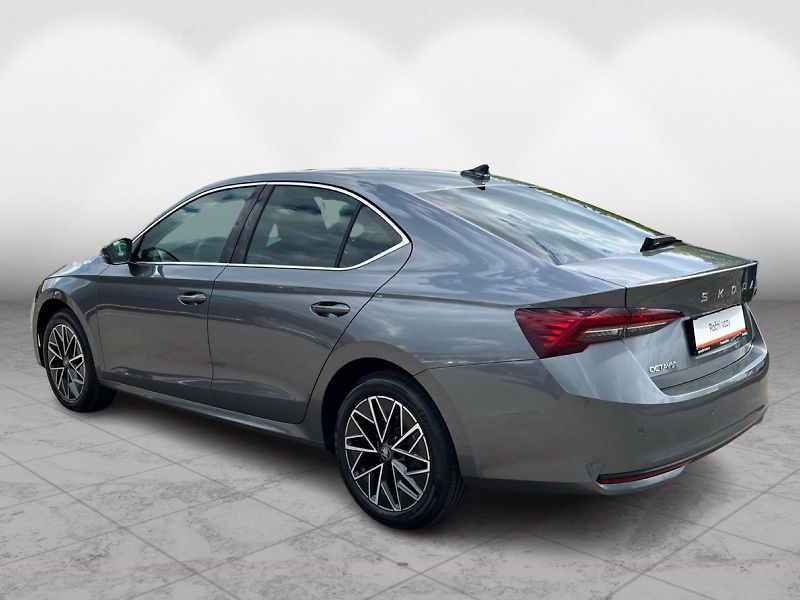 Škoda Octavia 1.5 TSI 110kW TOP SELECTION. - fotka 6 z 25