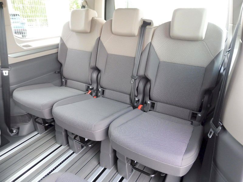 Volkswagen Multivan (2025) Long Life 2,0 TDI 110kW DSG - fotka 19 z 30