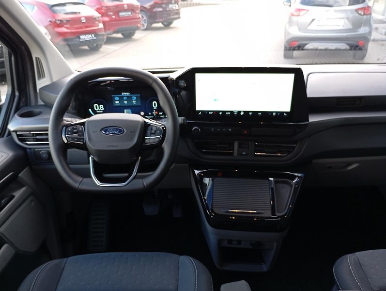 Ford Tourneo Custom (2025) 2.0 170k L2 Titanium Winter - fotka 43 z 47