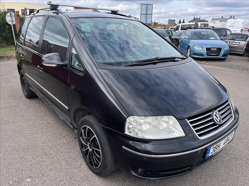 Volkswagen Sharan 1,9 TDi ROZVODY TAŽNÉ STK 4/28 - fotka 3 z 31