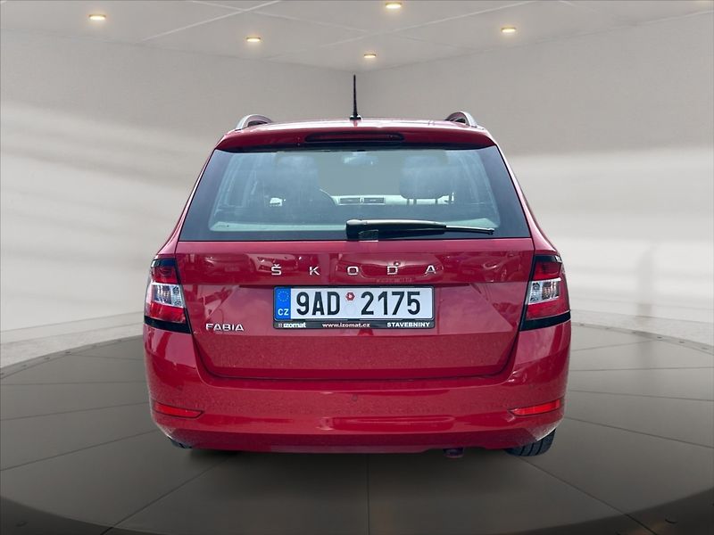 Škoda Fabia 1,0 TSI 70 Ambition - fotka 5 z 11