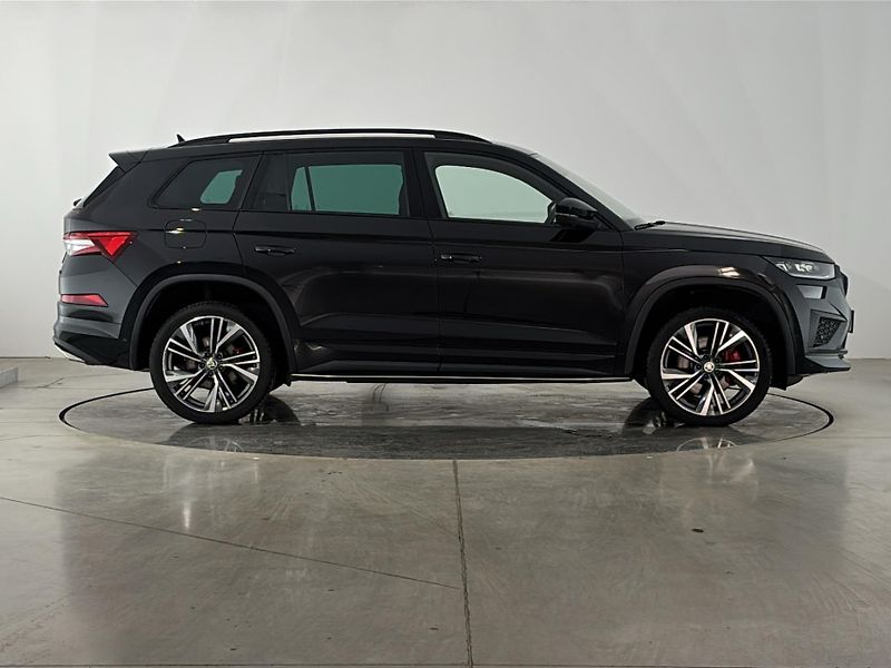 Škoda Kodiaq RS 4x4 DSG - fotka 16 z 30