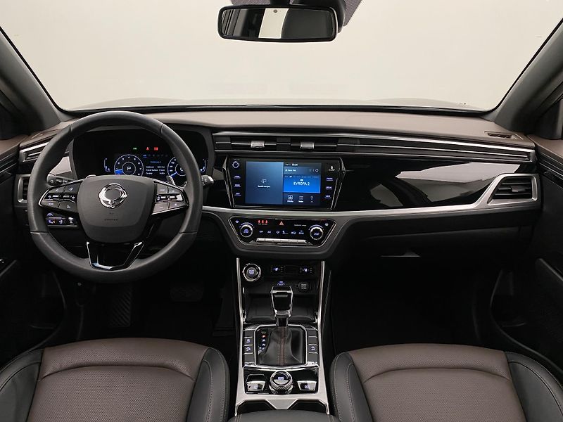 SsangYong Korando 1.5 T-GDI PREMIUM REZERVACE - fotka 2 z 38