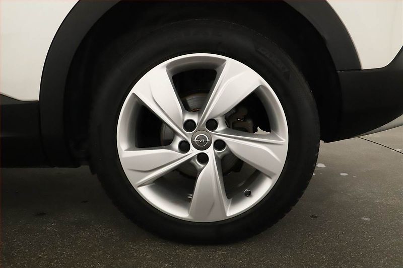 Opel Grandland X (2018) 1.2 Turbo, Automat, Serv.kniha - fotka 12 z 19