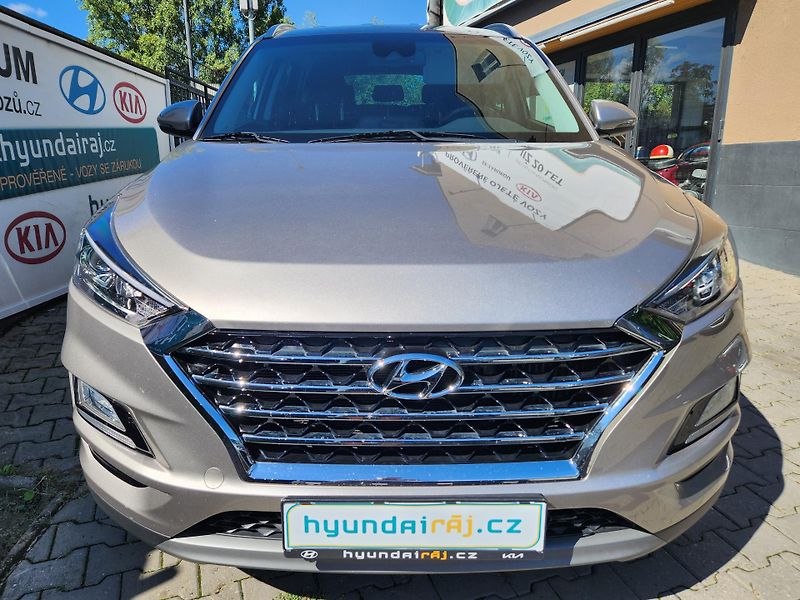 Hyundai Tucson (2019) 1.6-LIMITOVANÁ EDICE TRAVELLER - fotka 2 z 12