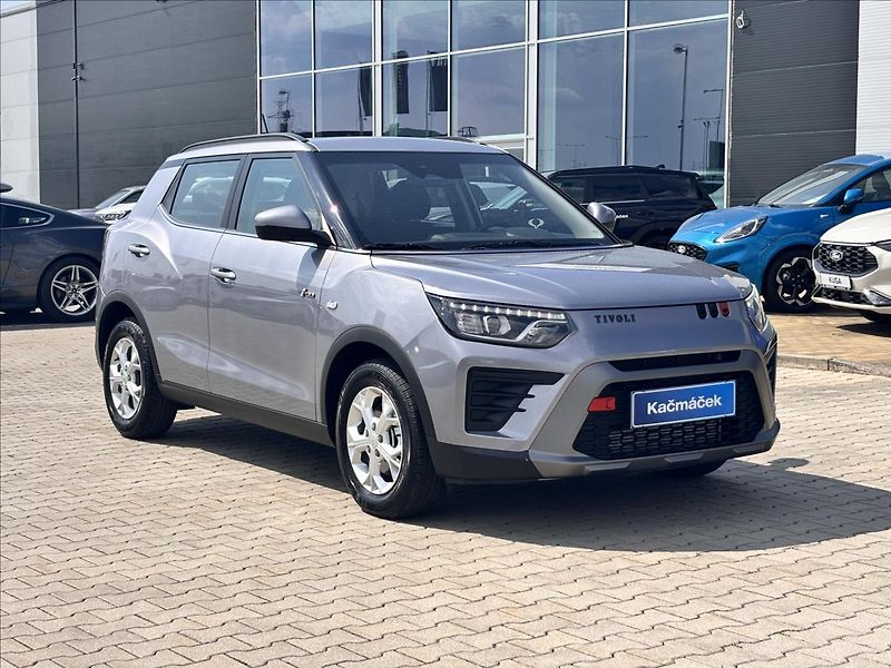 KGM Tivoli 1,5 GDI 120kW 6AT Style - fotka 7 z 28