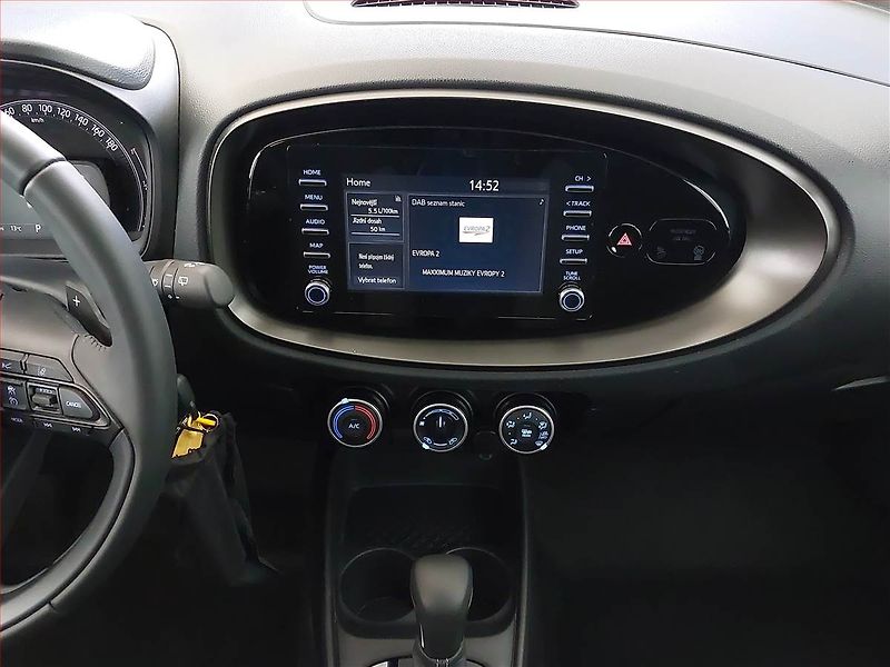 Toyota Aygo (2023) 1.0, Automat, Serv.kniha - fotka 9 z 15