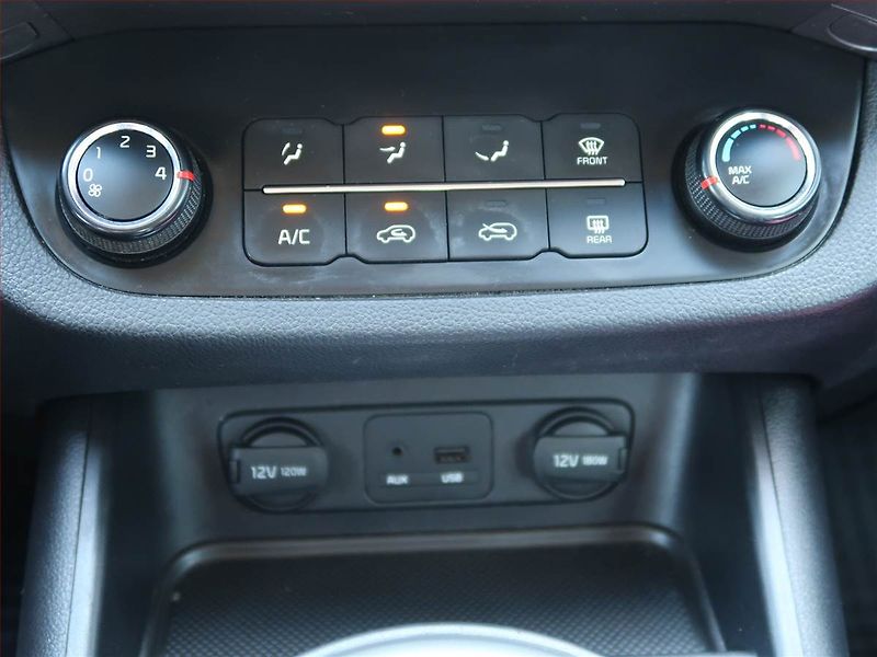 Kia Sportage (2015) 1.6 GDI, Tempomat - fotka 16 z 17