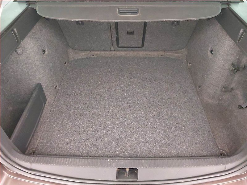 Škoda Octavia (2014) Greenline 1.6 TDI, Serv.kniha - fotka 14 z 19