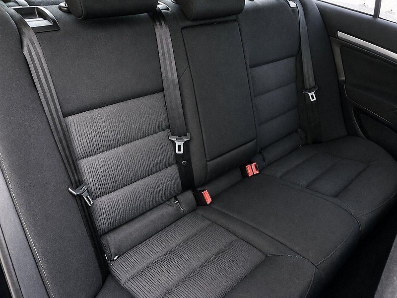 Škoda Octavia 2,0TDi (103kW)*STK DO 8/2028* - fotka 12 z 14