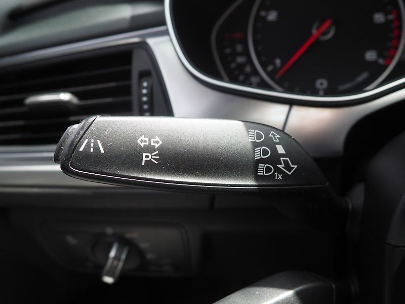 Audi A6 (2013) Avant 3.0 TDI, 150 kW - fotka 27 z 41