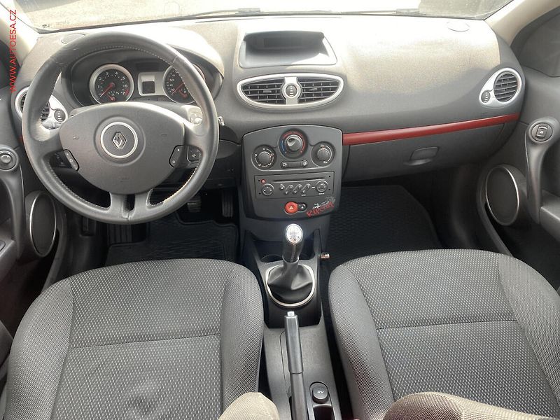 Renault Clio (2008) 1.2 i, ČR, Temp.STK1/27 - fotka 8 z 20
