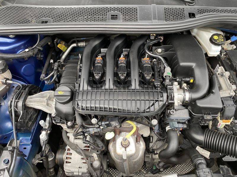 Opel Corsa 1.2i 75PS LIFE NAVI ALU 88TKM! - fotka 87 z 158