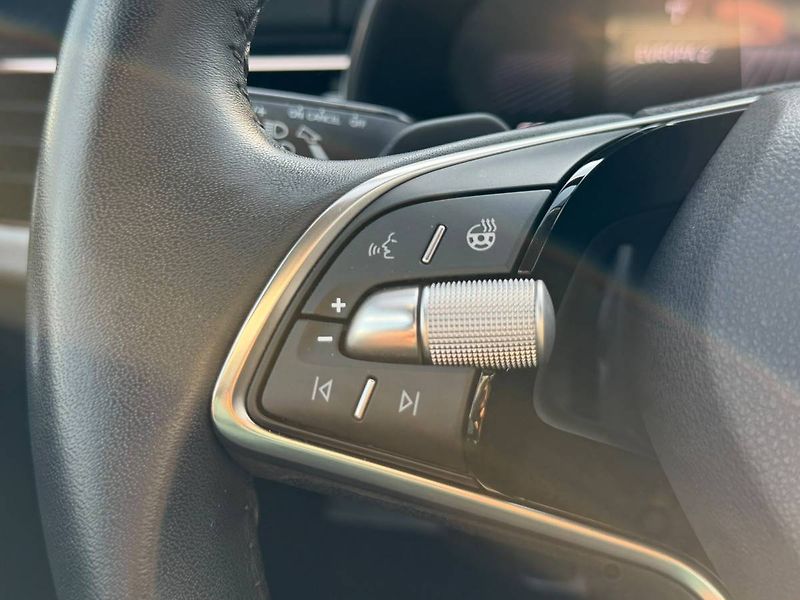 Škoda Scala Top Selection 1,0 TSI 85 kW 7° - fotka 24 z 34
