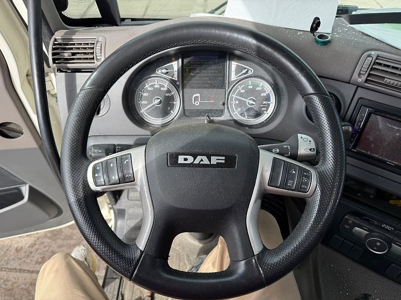 DAF CF320 EURO 6 - fotka 9 z 19