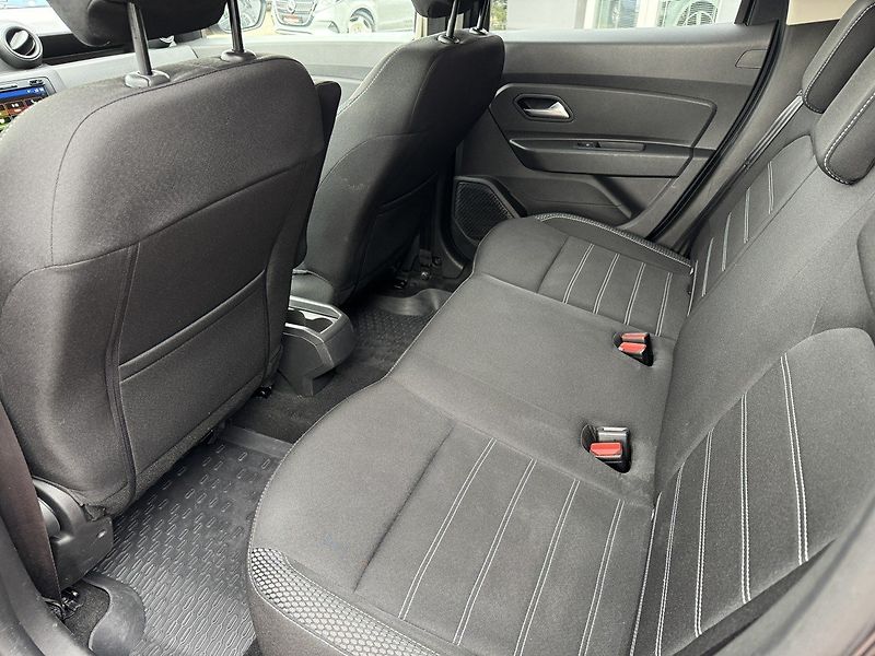 Dacia Duster (2019) 1.6i Navi Digi Klima Kamera - fotka 23 z 48