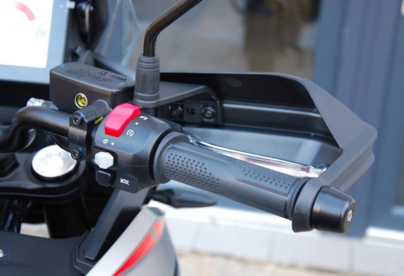 Morbidelli (2026) T10002VX BLACK - fotka 16 z 25