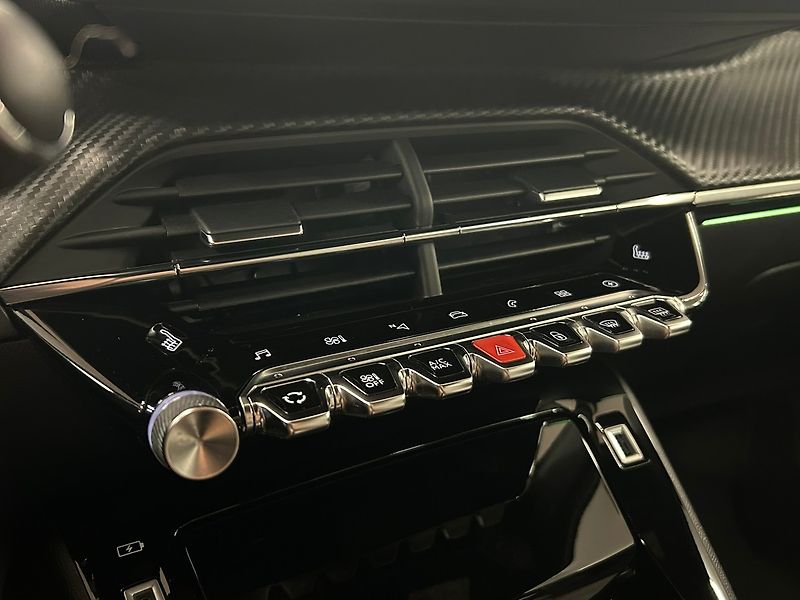 Peugeot 2008 (2021) SoH 89% GT 50kWh | Záruka - fotka 47 z 66