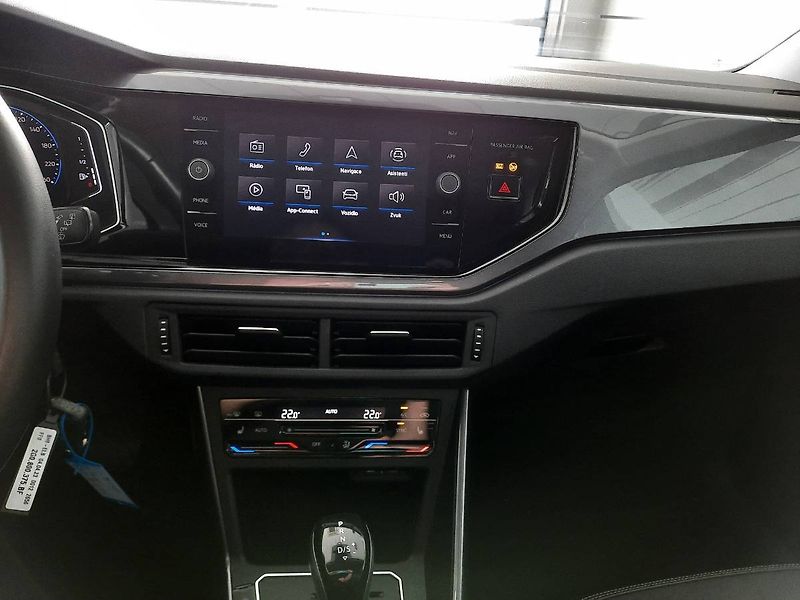 Volkswagen Taigo (2023) 1.0 TSI (81kW/110k) DSG, Style - fotka 12 z 24