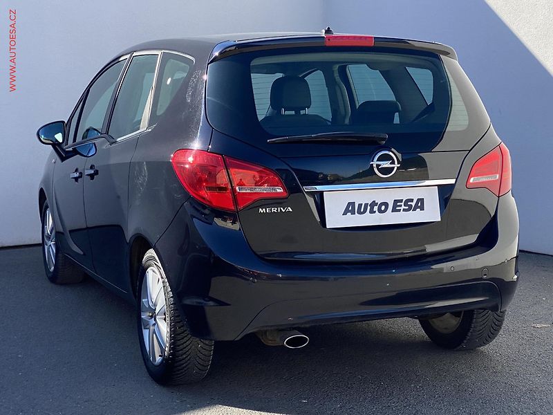 Opel Meriva (2011) 1.4T, Cosmo - fotka 6 z 17