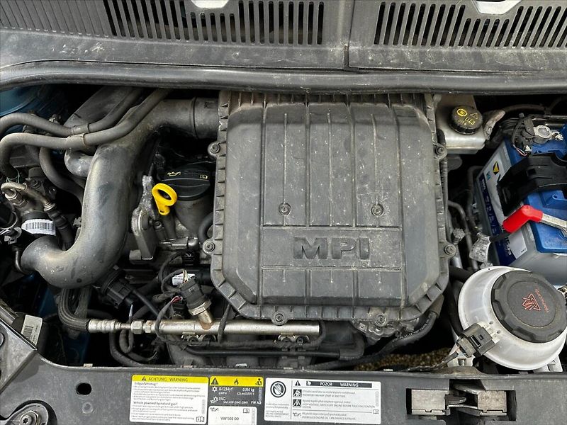 Volkswagen up! 1,0 CNG 50kW-kamera - fotka 27 z 29