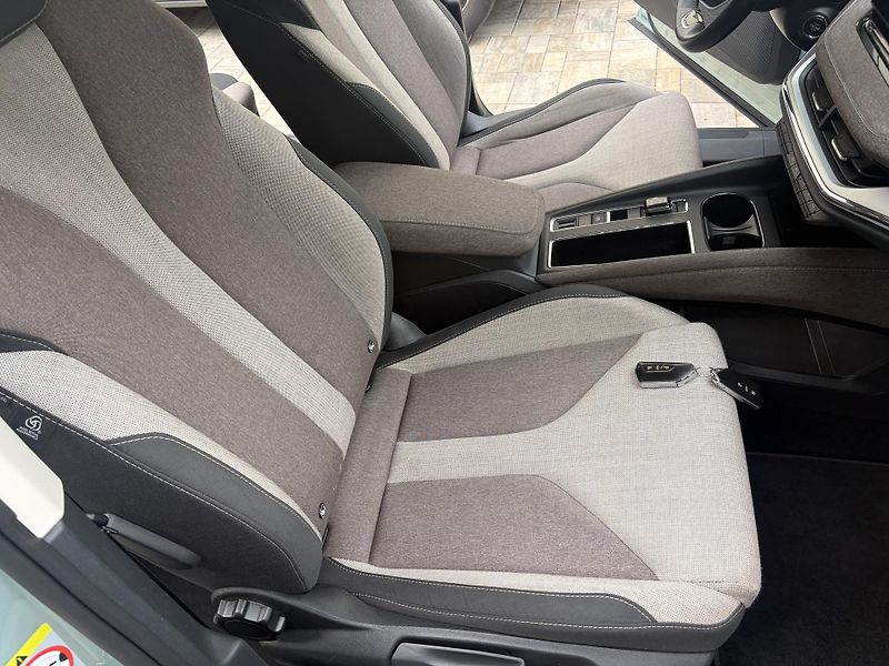 Škoda Enyaq (2021) 60, TC, SOH:89%, Matrix, tazne - fotka 15 z 15
