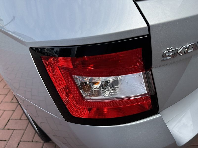 Škoda Fabia (2016) 1.2TSi Joy Navi Digi Klima - fotka 40 z 48